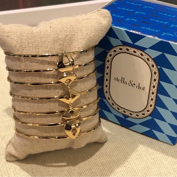 Stella & Dot Becker Cuff Gold Finish Malleable Bracelet Bohemian One Size - Picture 1 of 7